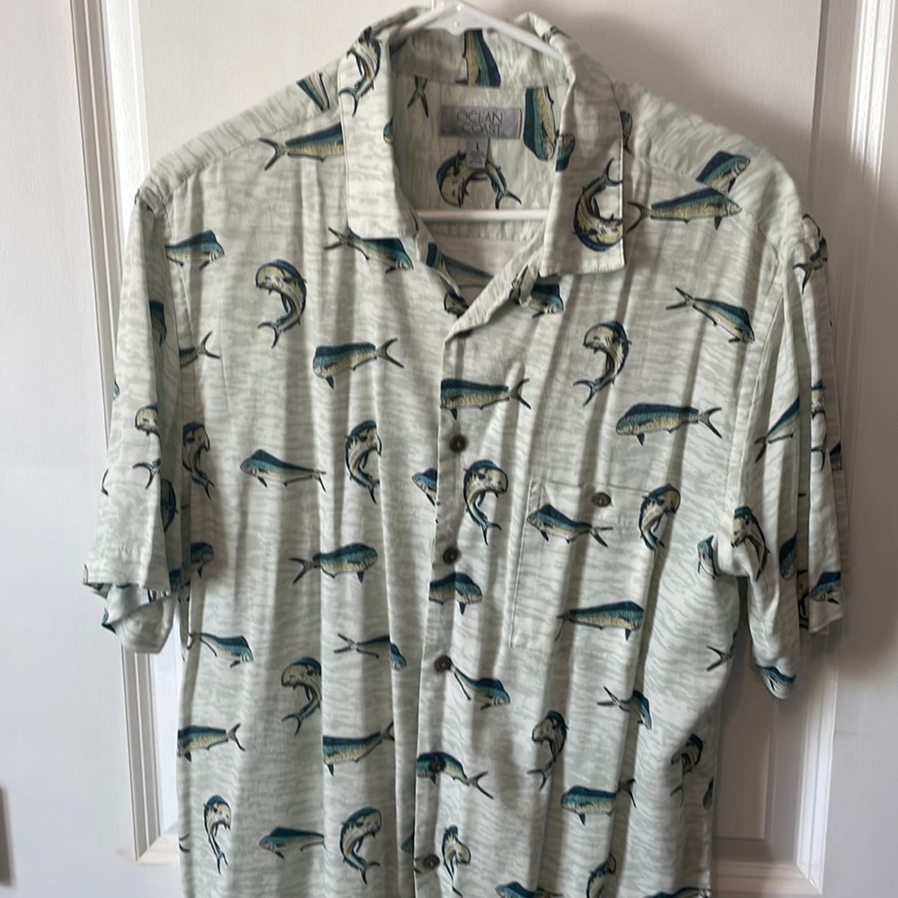 Men’s Ocean & Coast large shirt